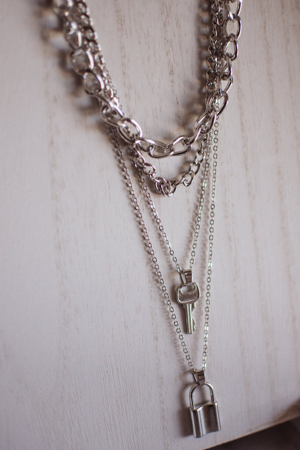 B11 Lock and Key Pendant Choker Layered Necklace