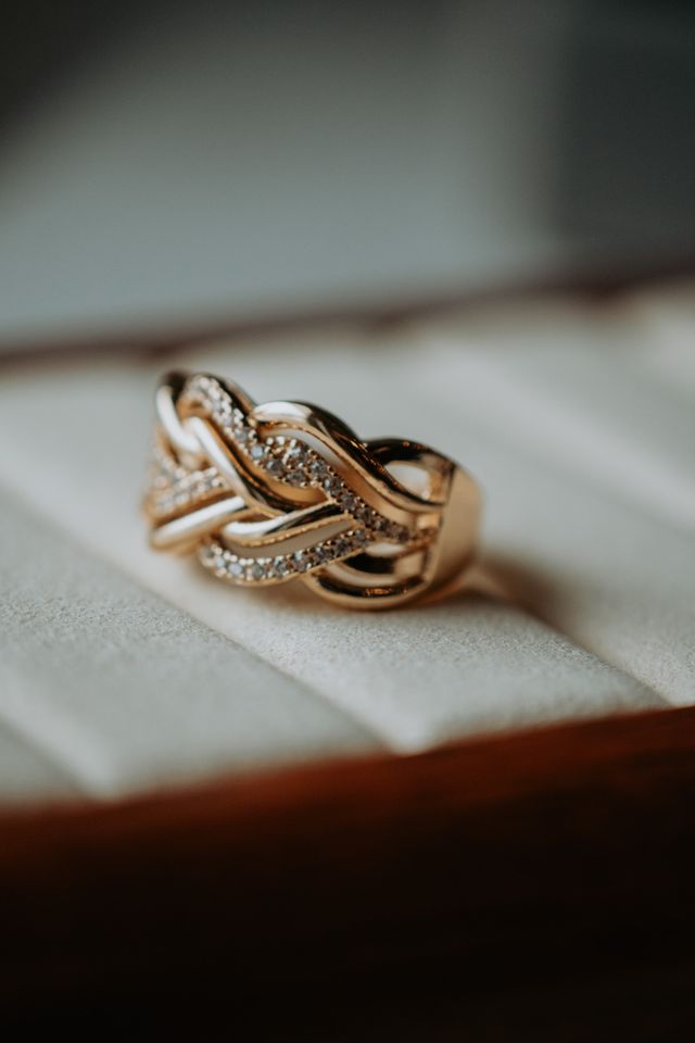 Cindy Rose Gold Ring Band