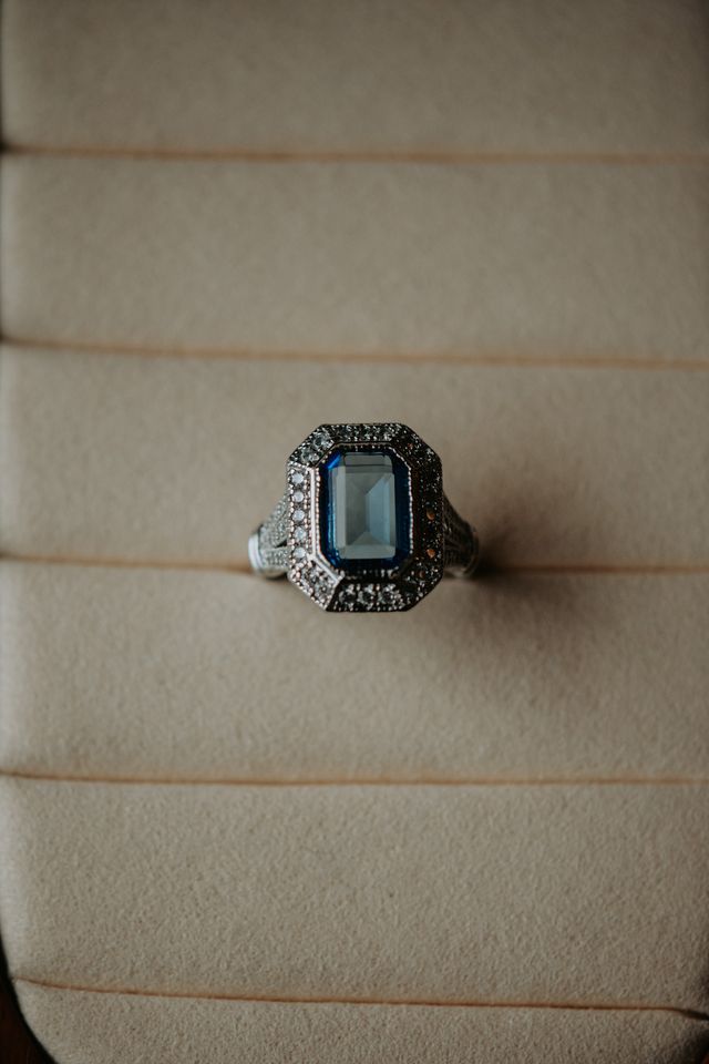 Wes Blue Sapphire Silver Ring