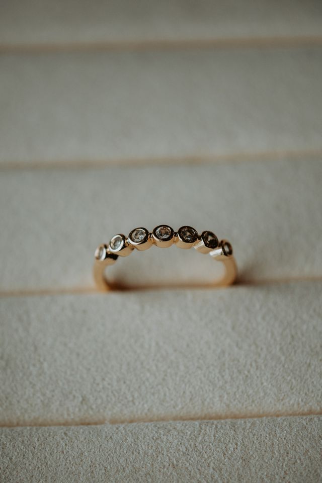 Hedi Gold Ring Band