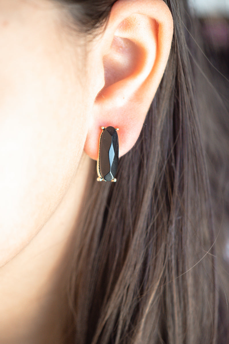 Oval Natural Stone Black Stud Earring