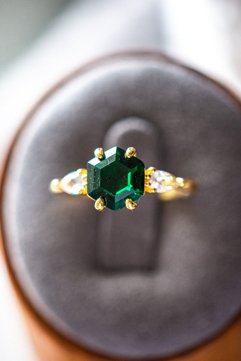 Mia Emerald Hexagon Cut Gold Ring